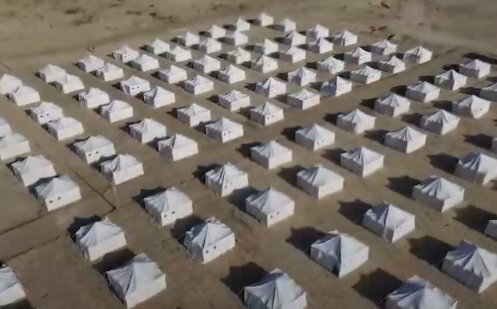 מתחם אוהלים